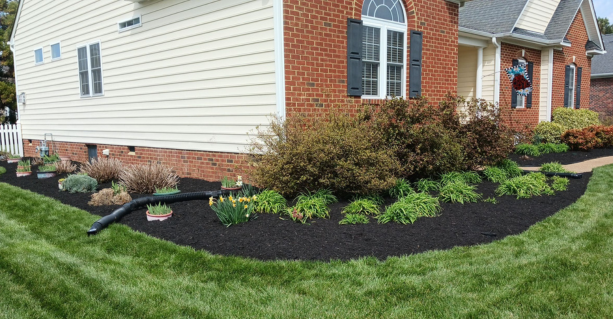 Mulch Installation in Floyds Knobs example 3