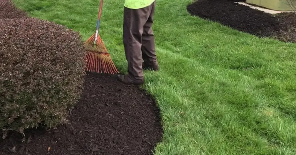 Mulch Installation in Floyds Knobs example 6